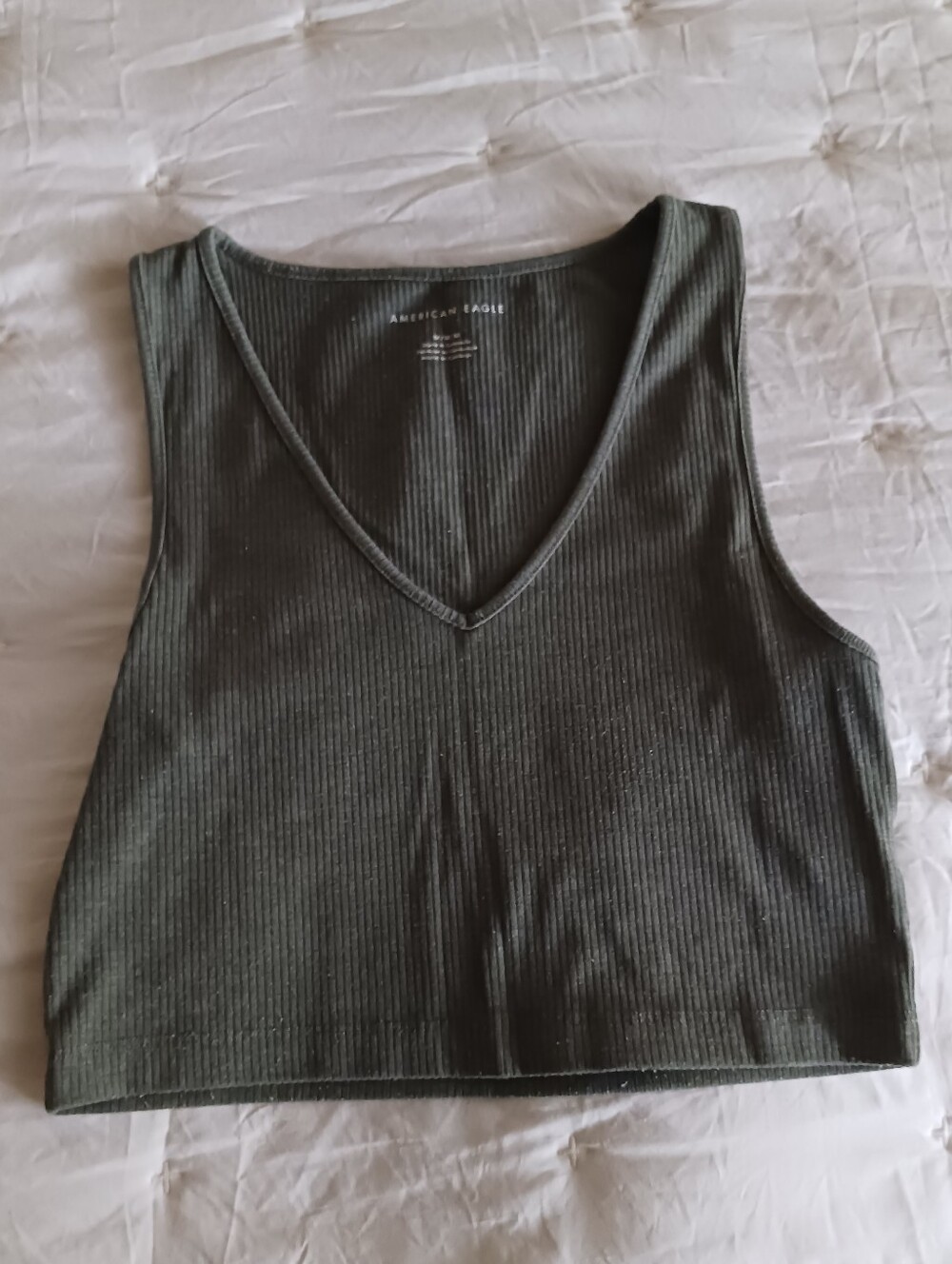 American Eagle Outfitters Olive Ribbed V-Neck Crop Tank Top - Picture 1 of 3